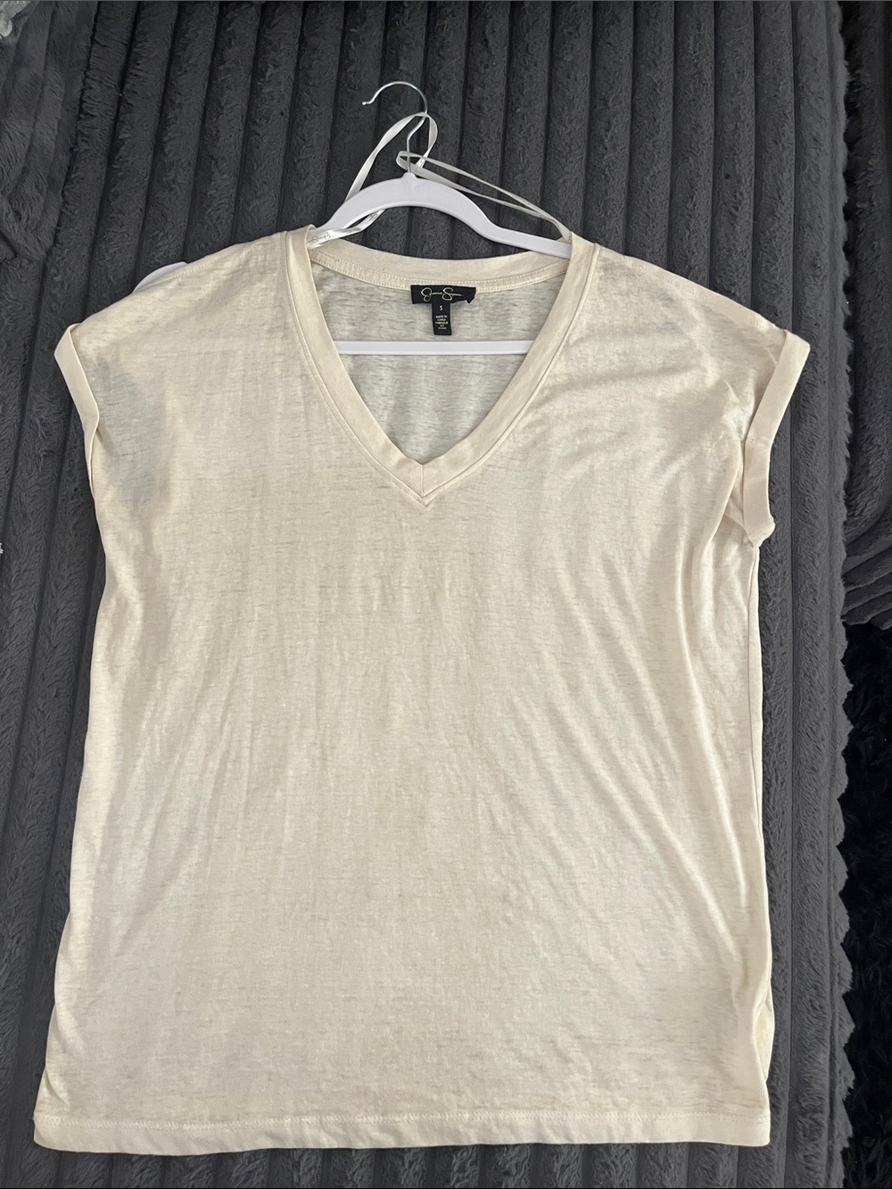 Jessica Simpson V-Neck, Shoulder Slit Short Sleeve Tees